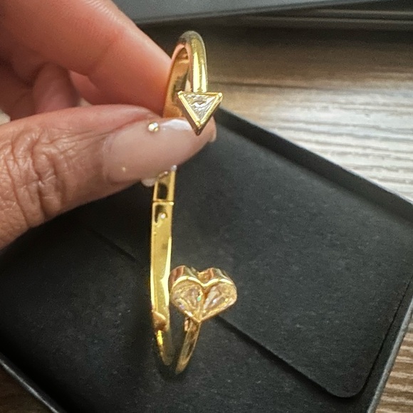 Kate spade rock solid stone heart hinge cuff bracelet - Picture 5 of 7